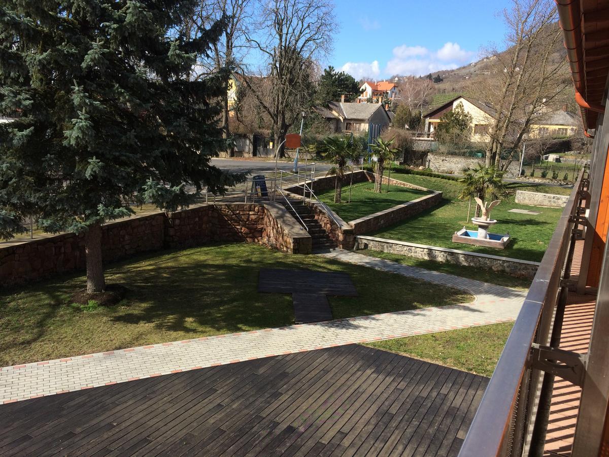Hotel Halaszkert Badacsony Badacsonytomaj Zewnętrze zdjęcie